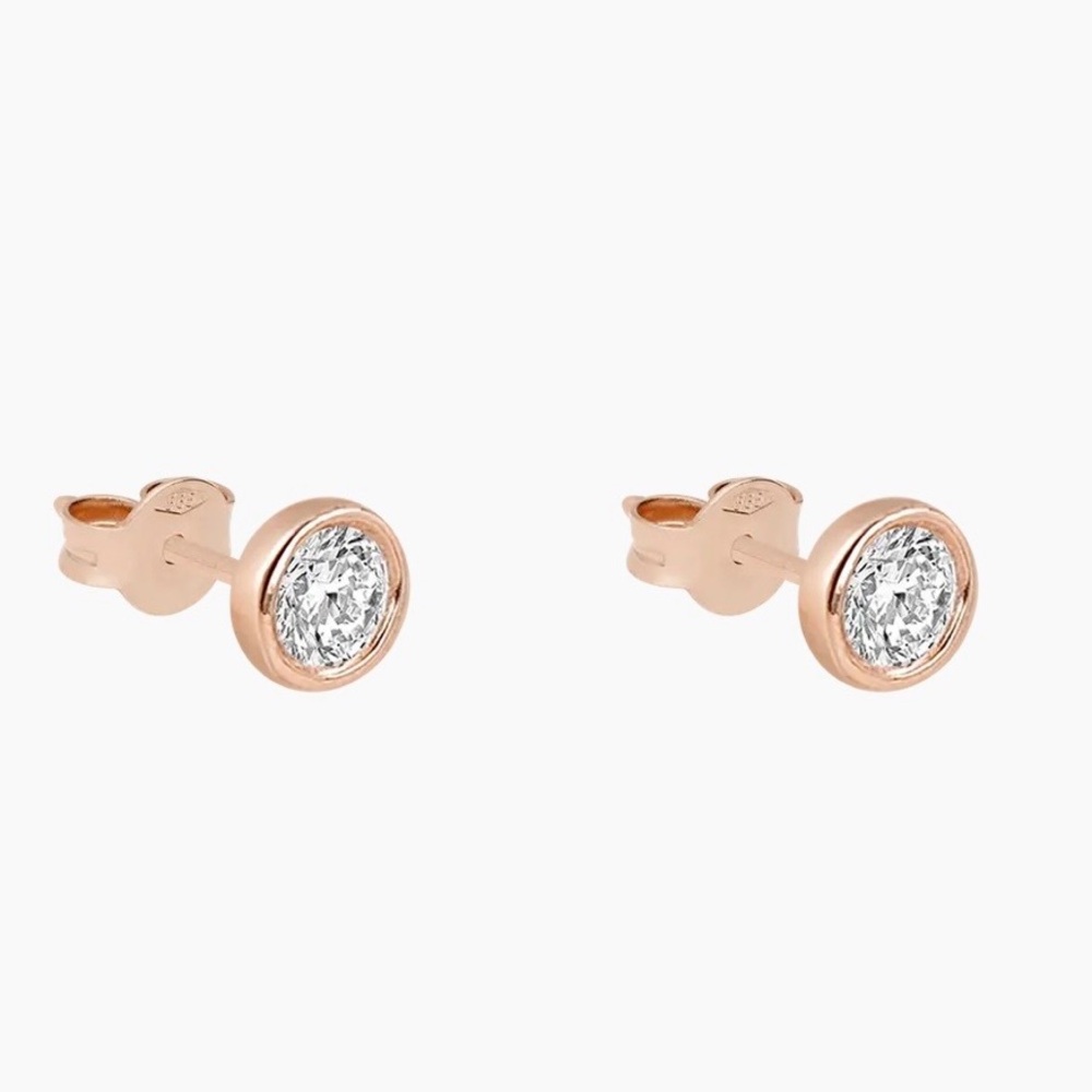 IDYL rose gold diamond stud large size 0.2ct each (0.4ct in total a pair) NEW